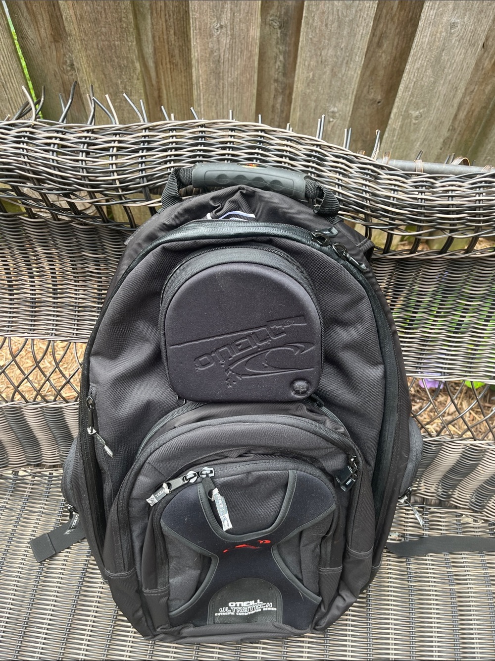 O'Neill Black Men's Everyday 2 Backpack in one